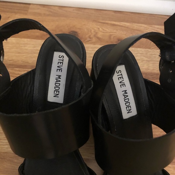 Steve Madden Emil Heels - Picture 4 of 4